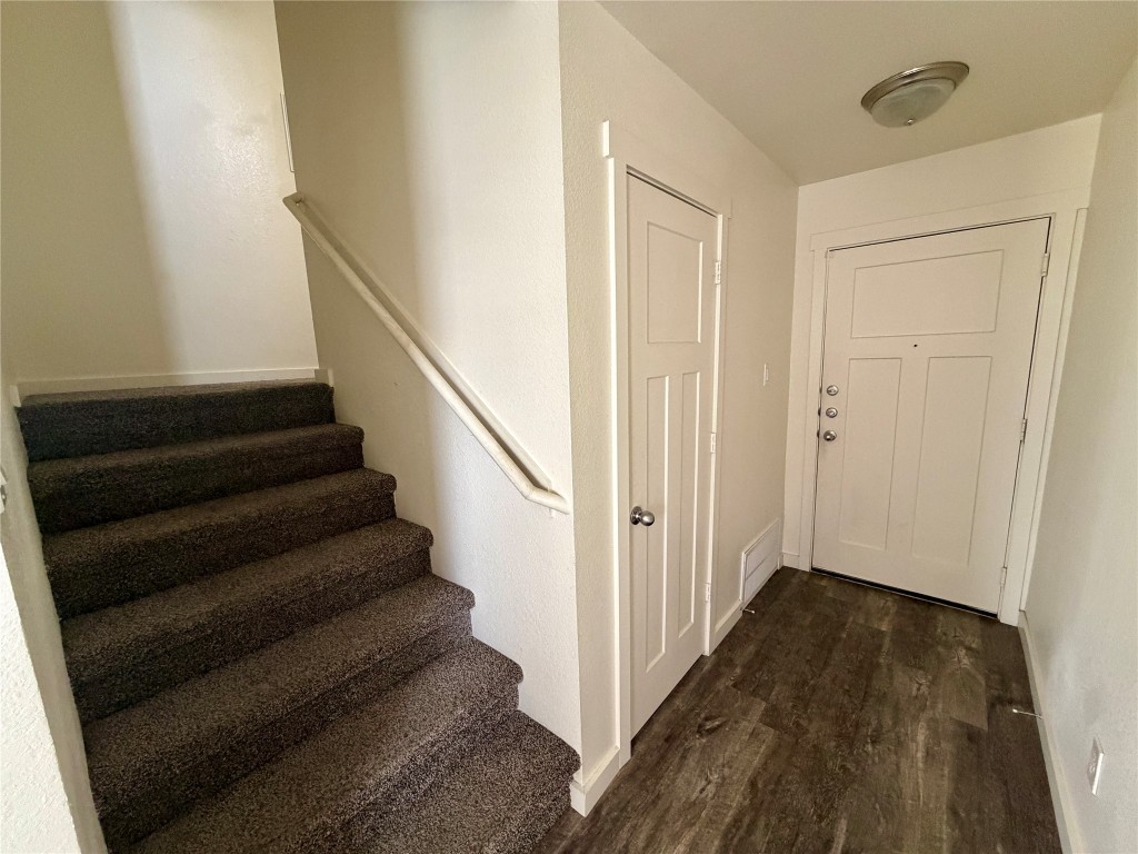 21155 Gosling Road, Unit 27D Spring, TX 77388 - Photo 5 of 19