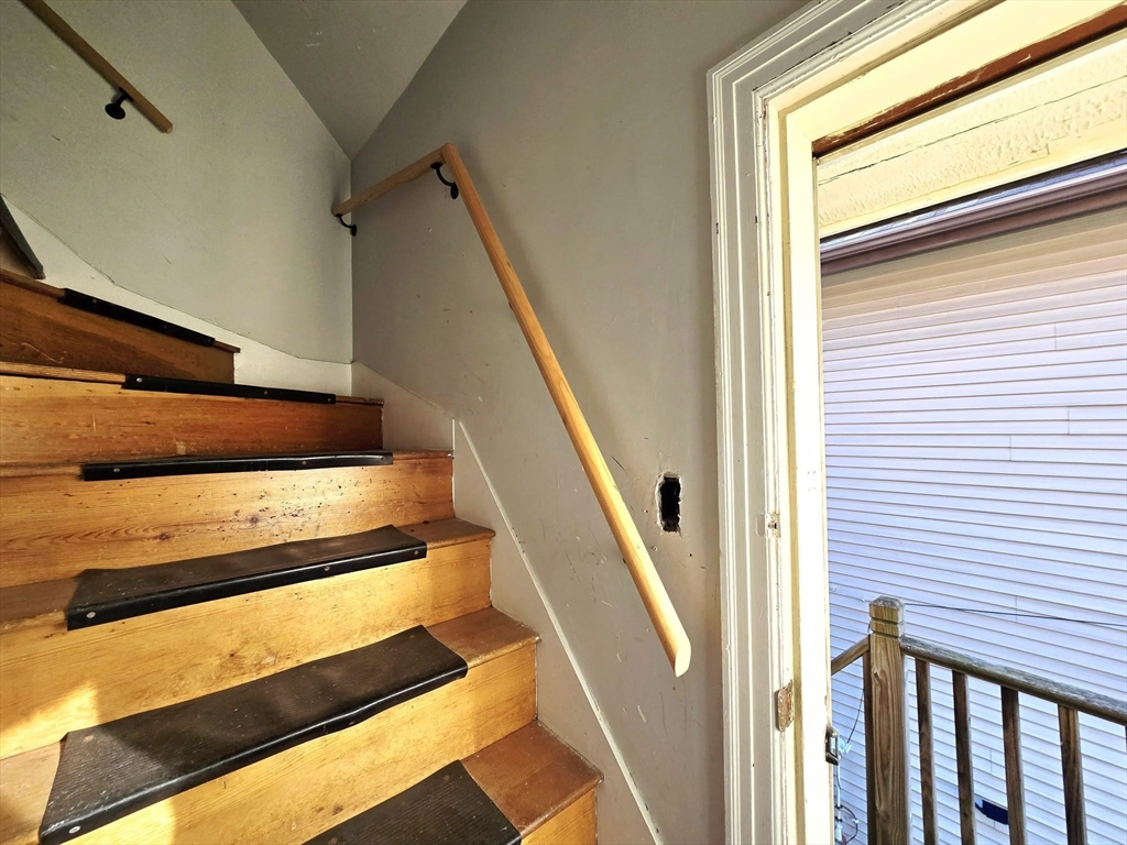 14 Harding Avenue Everett, MA 02149 - Photo 35 of 40