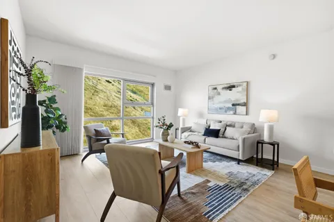 $899,000 | 1 Mandalay Place, Unit 910, South San Francisco, CA 94080
