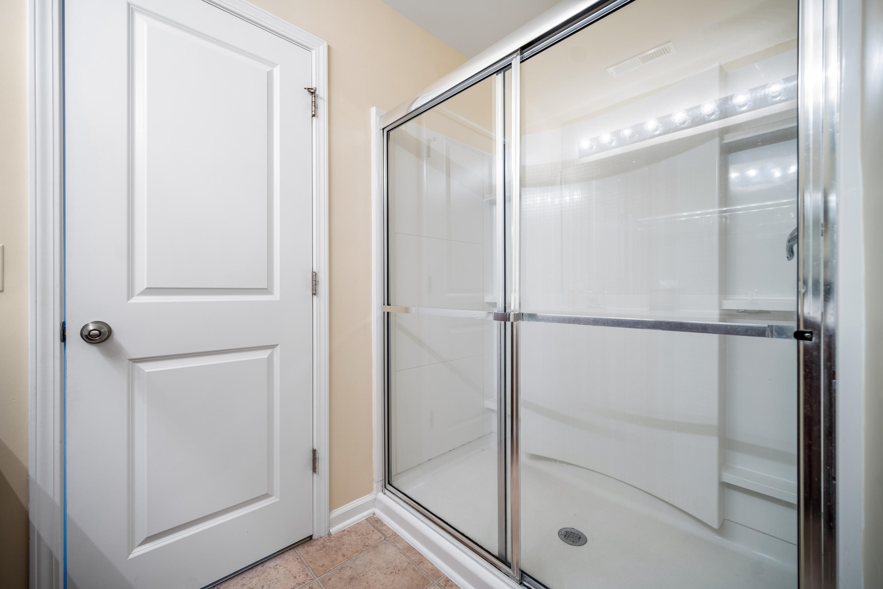 126 Brookhaven Road Summerville, SC 29486 - Photo 19 of 49 OWNER EN SUITE