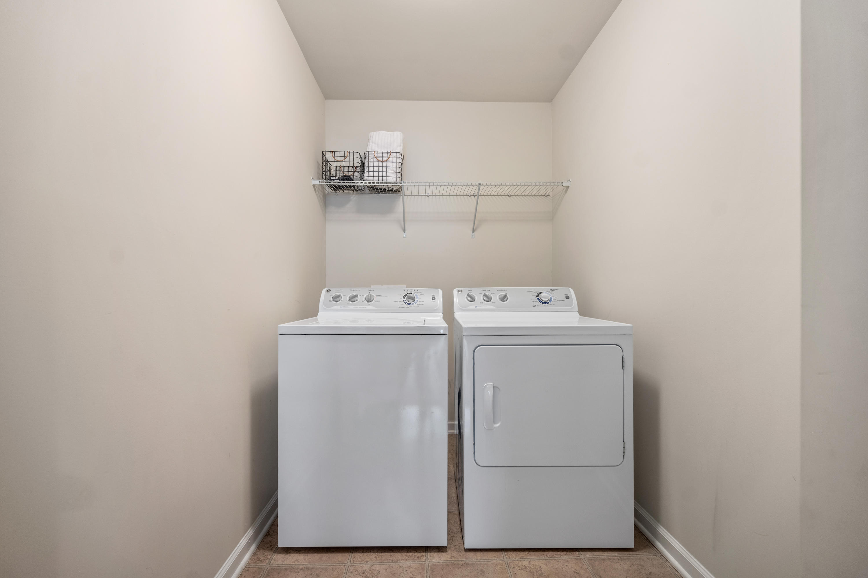 126 Brookhaven Road Summerville, SC 29486 - Photo 24 of 49 LAUNDRY ROOM
