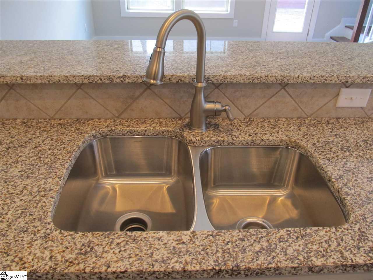 612 Springbank Alley Greer, SC 29651 - Photo 13 of 35 Gallery Image 13