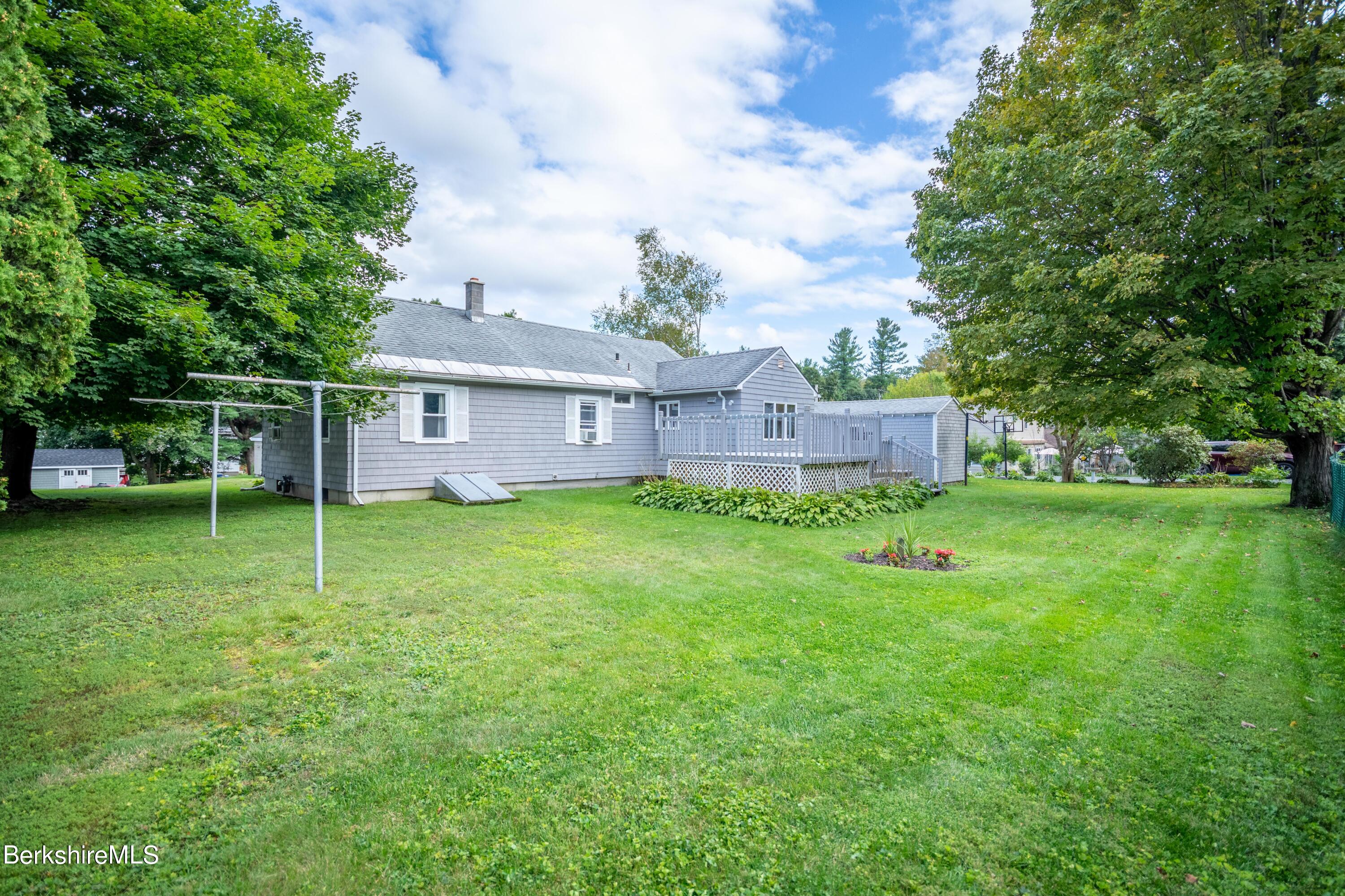 29 Ridge Avenue Pittsfield, MA 01201 - Photo 7 of 20 Back Yard