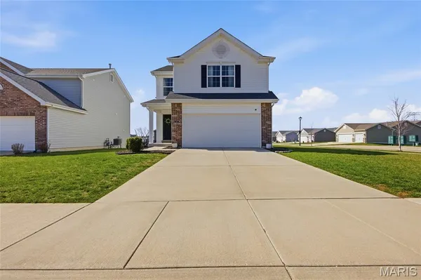 $375,000 | 521 Palisades Drive, St. Charles, MO 63301