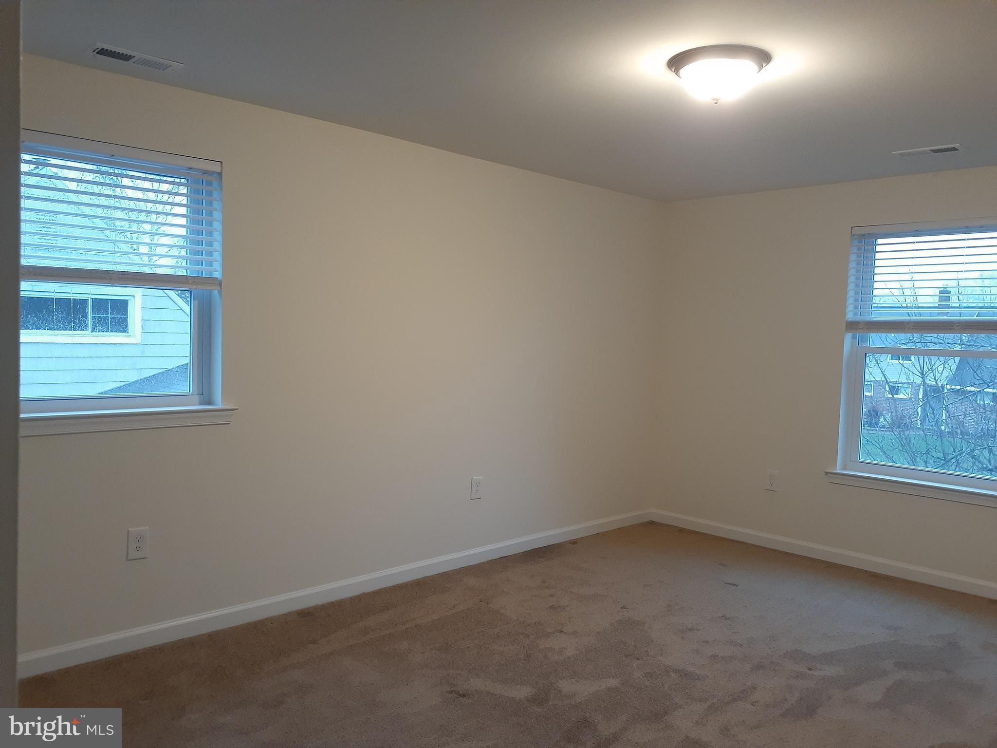 28 Inlet Road Levittown, PA 19057 - Photo 17 of 25 Gallery Image 17