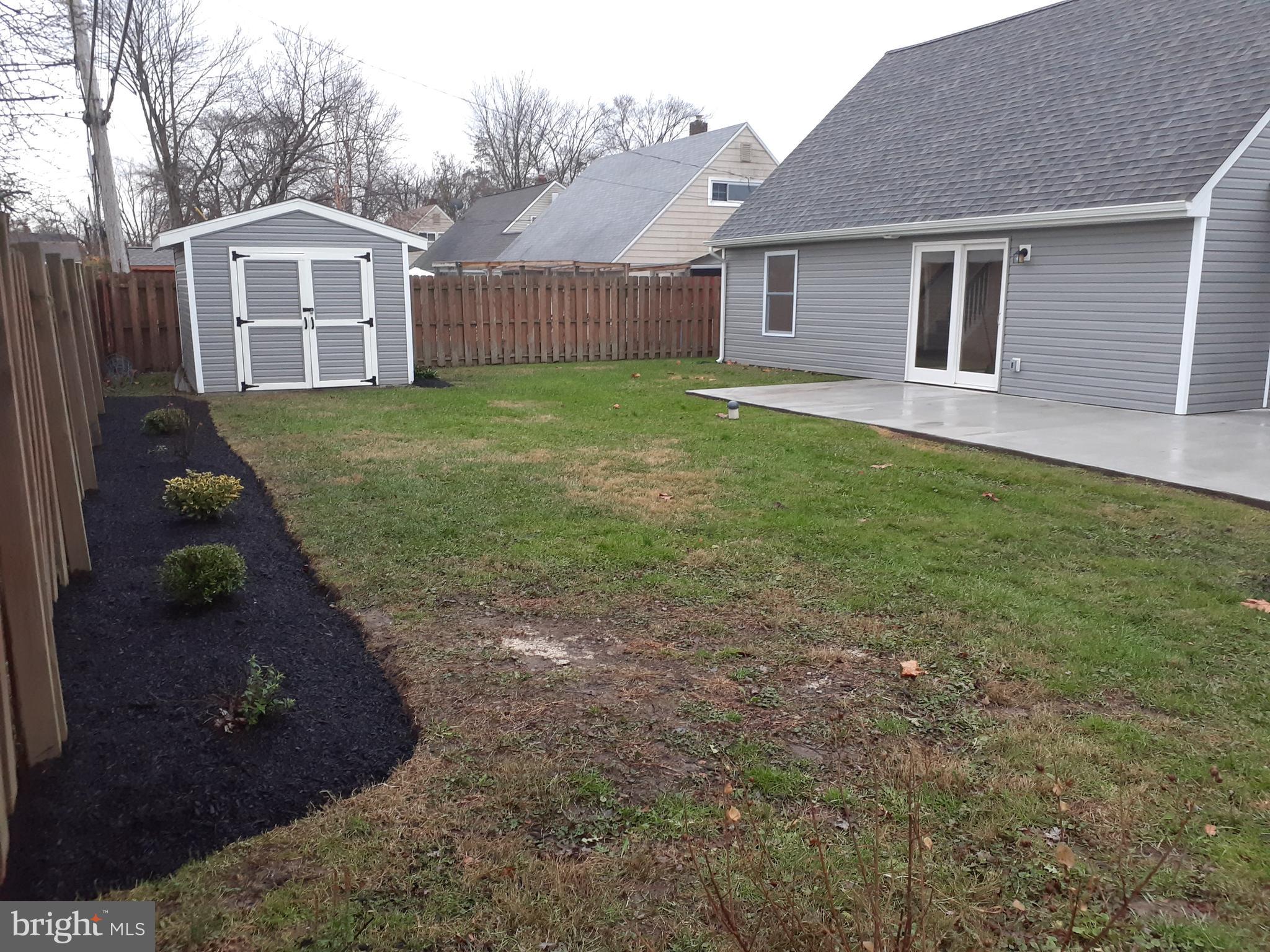 28 Inlet Road Levittown, PA 19057 - Photo 4 of 25 Gallery Image 4
