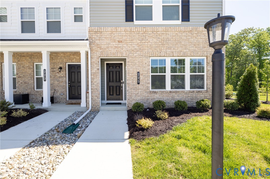 225 Greenpark Road Sandston, VA 23150 - Photo 2 of 35