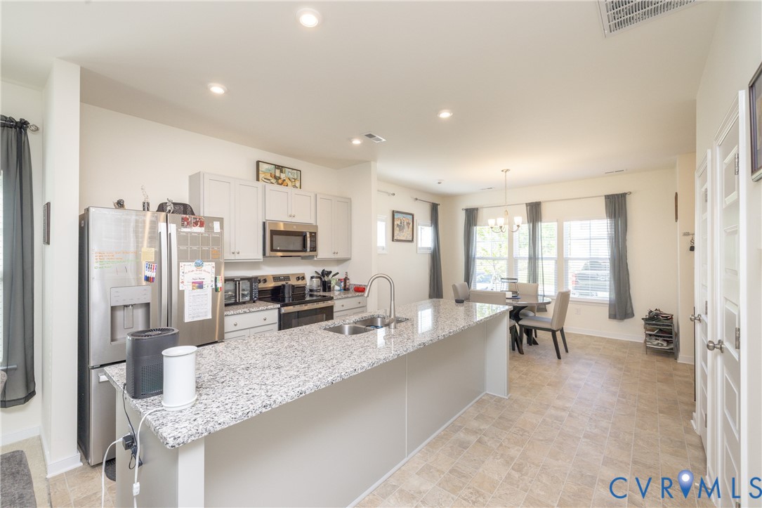 225 Greenpark Road Sandston, VA 23150 - Photo 7 of 35