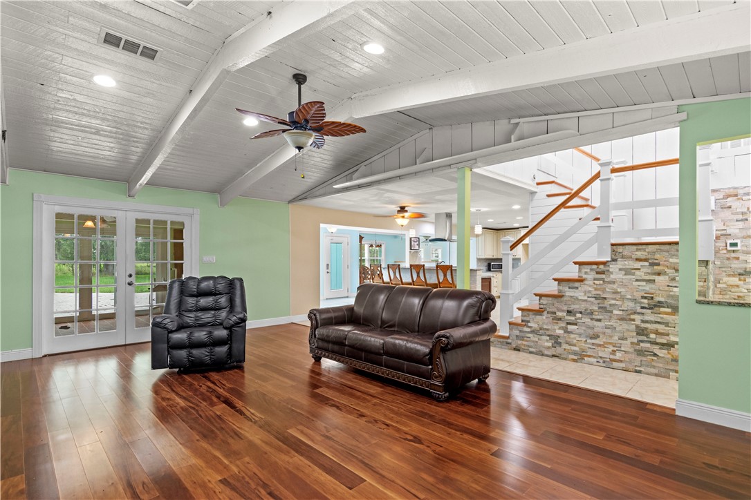 8906 Russos Road Fort Pierce, FL 34951 - Photo 6 of 28