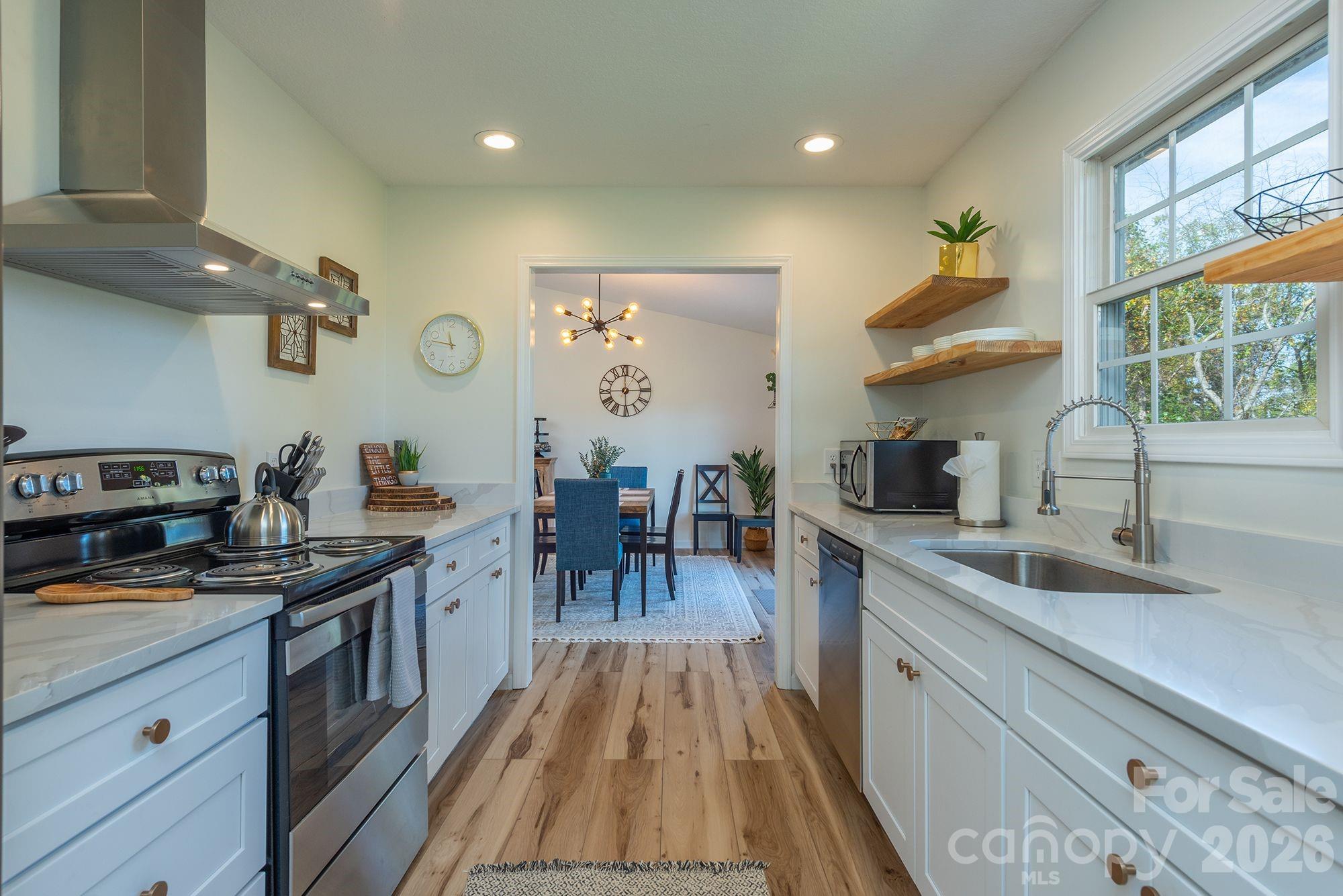 18 Garrison Road Weaverville, NC 28787 - Photo 16 of 42 Gallery Image 16