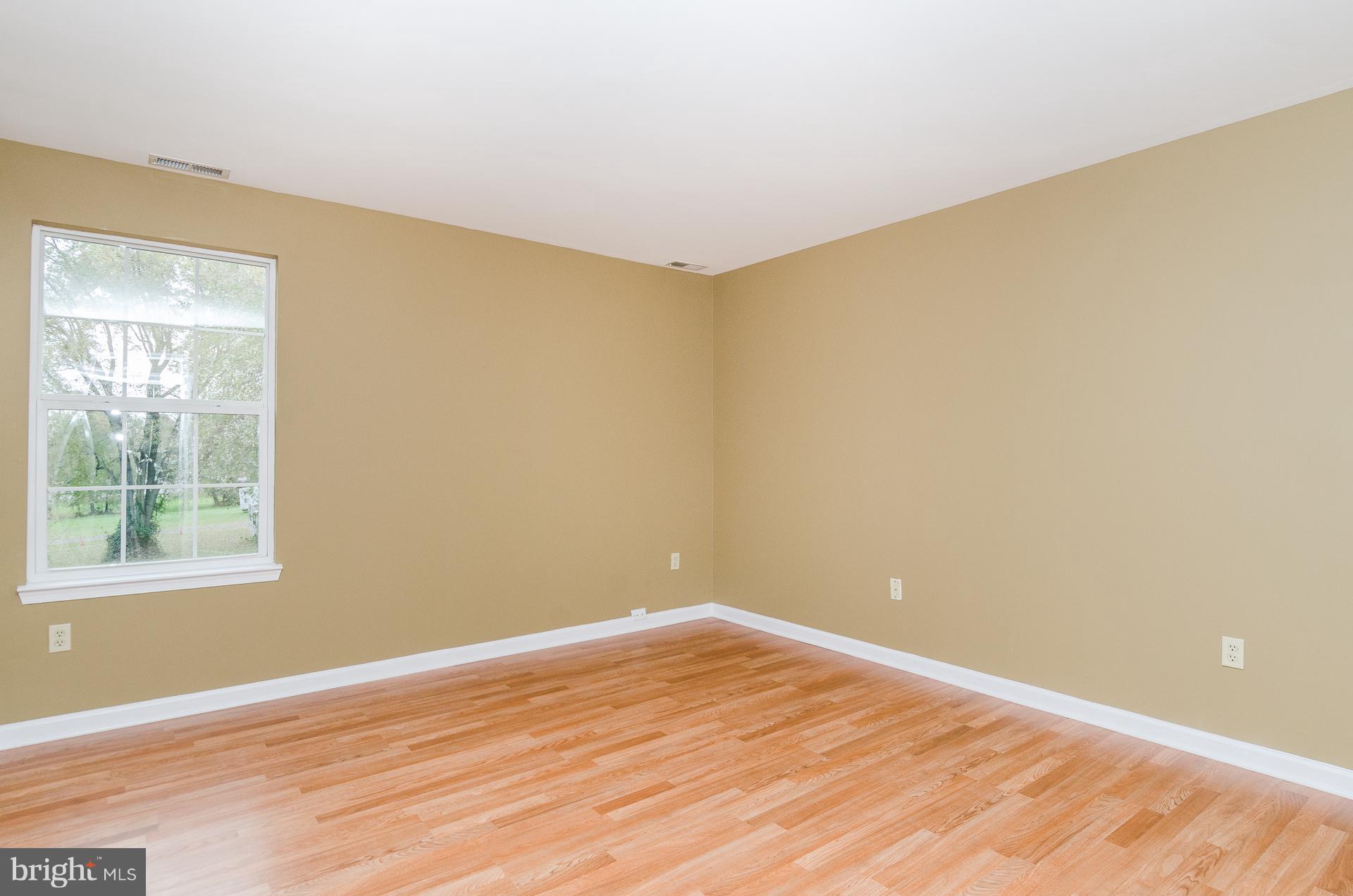 5 Maya Way Baltimore, MD 21237 - Photo 11 of 30 Bedroom (Master)
