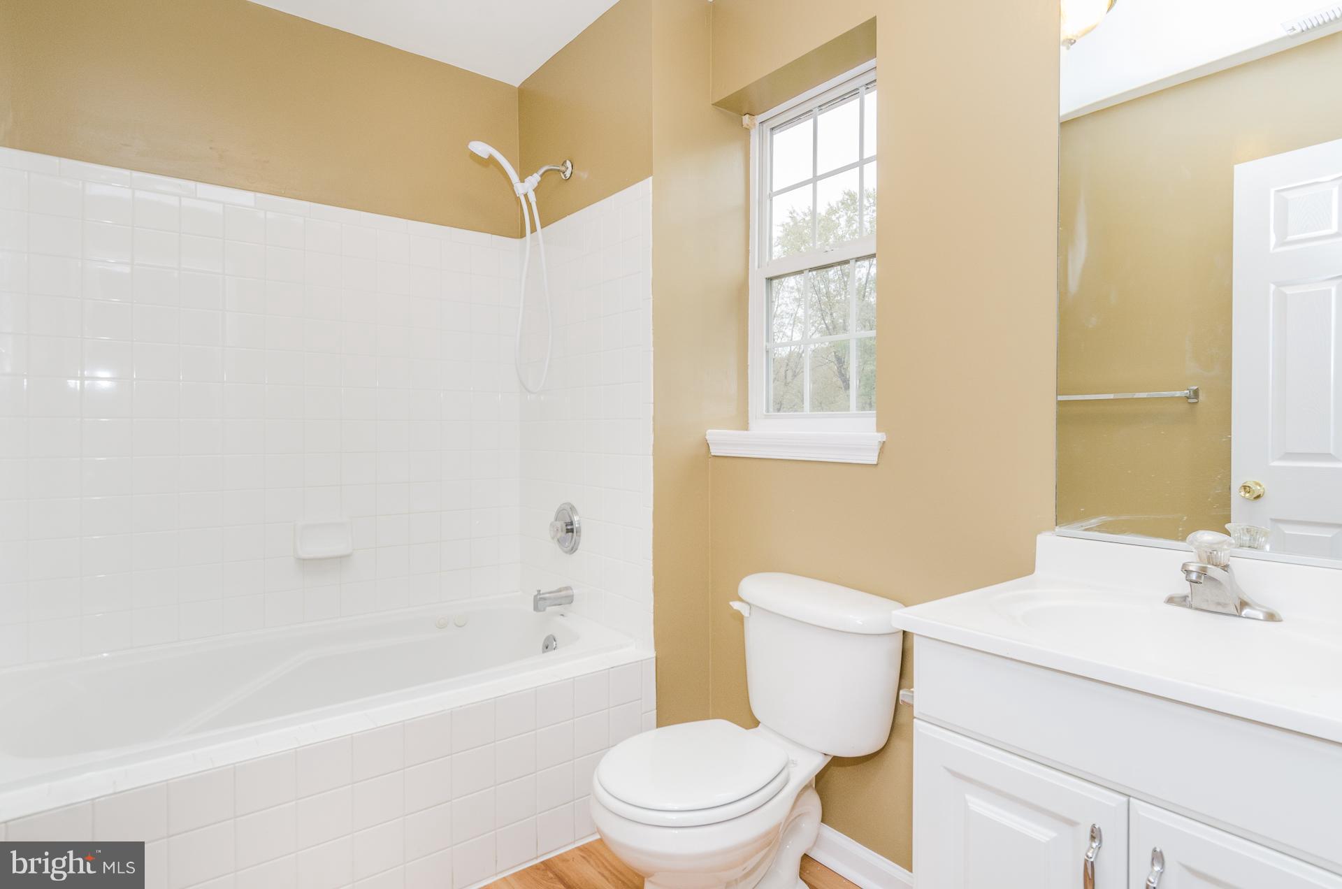 5 Maya Way Baltimore, MD 21237 - Photo 15 of 30 Bath (Master)