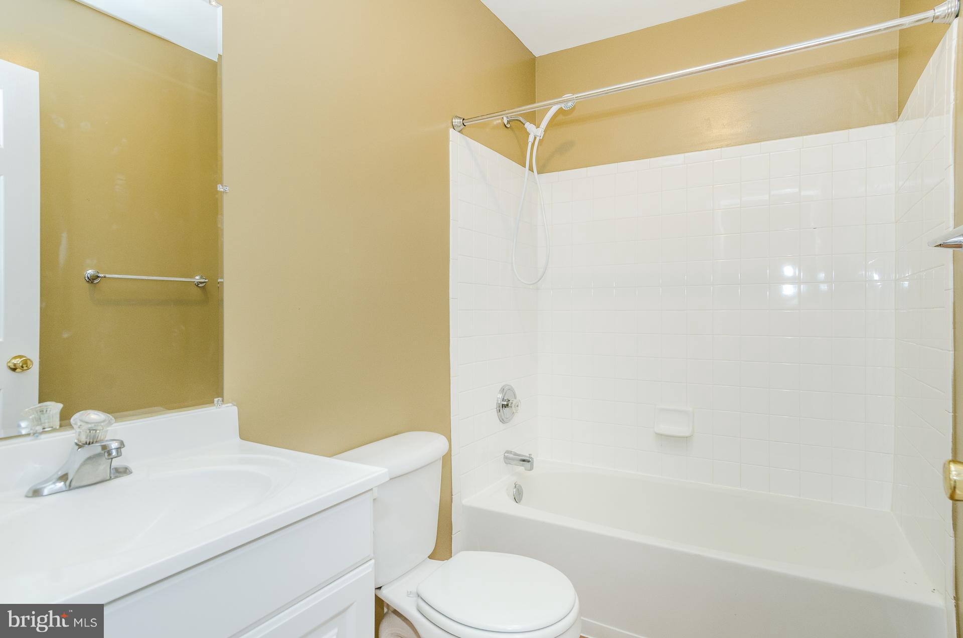 5 Maya Way Baltimore, MD 21237 - Photo 18 of 30 Bath
