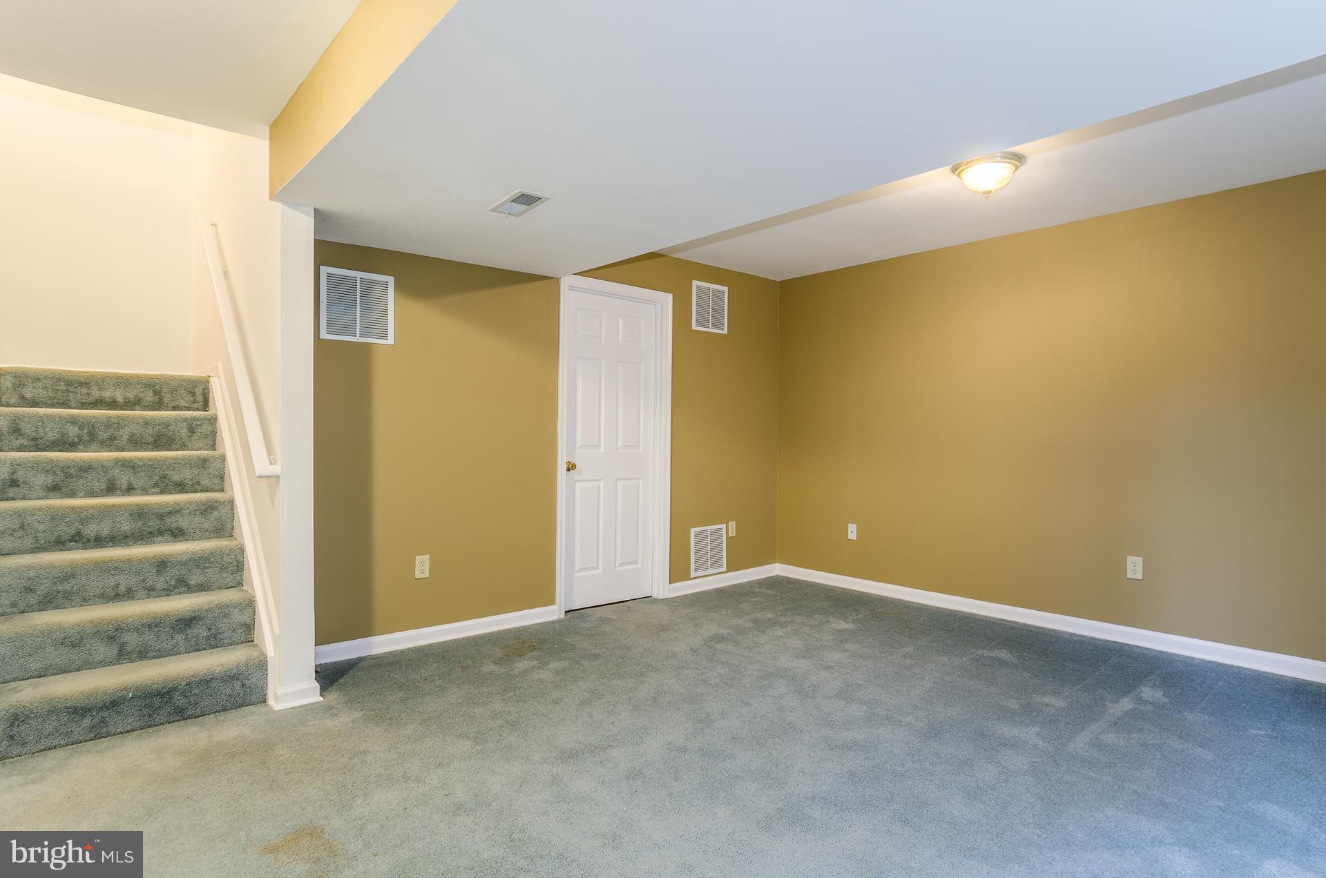 5 Maya Way Baltimore, MD 21237 - Photo 21 of 30 Family Room