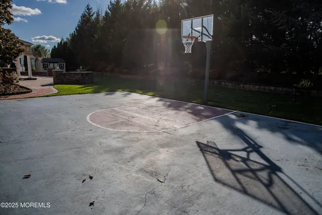 $1,350,000 | 3 Green Springs Way, Freehold, NJ 07728