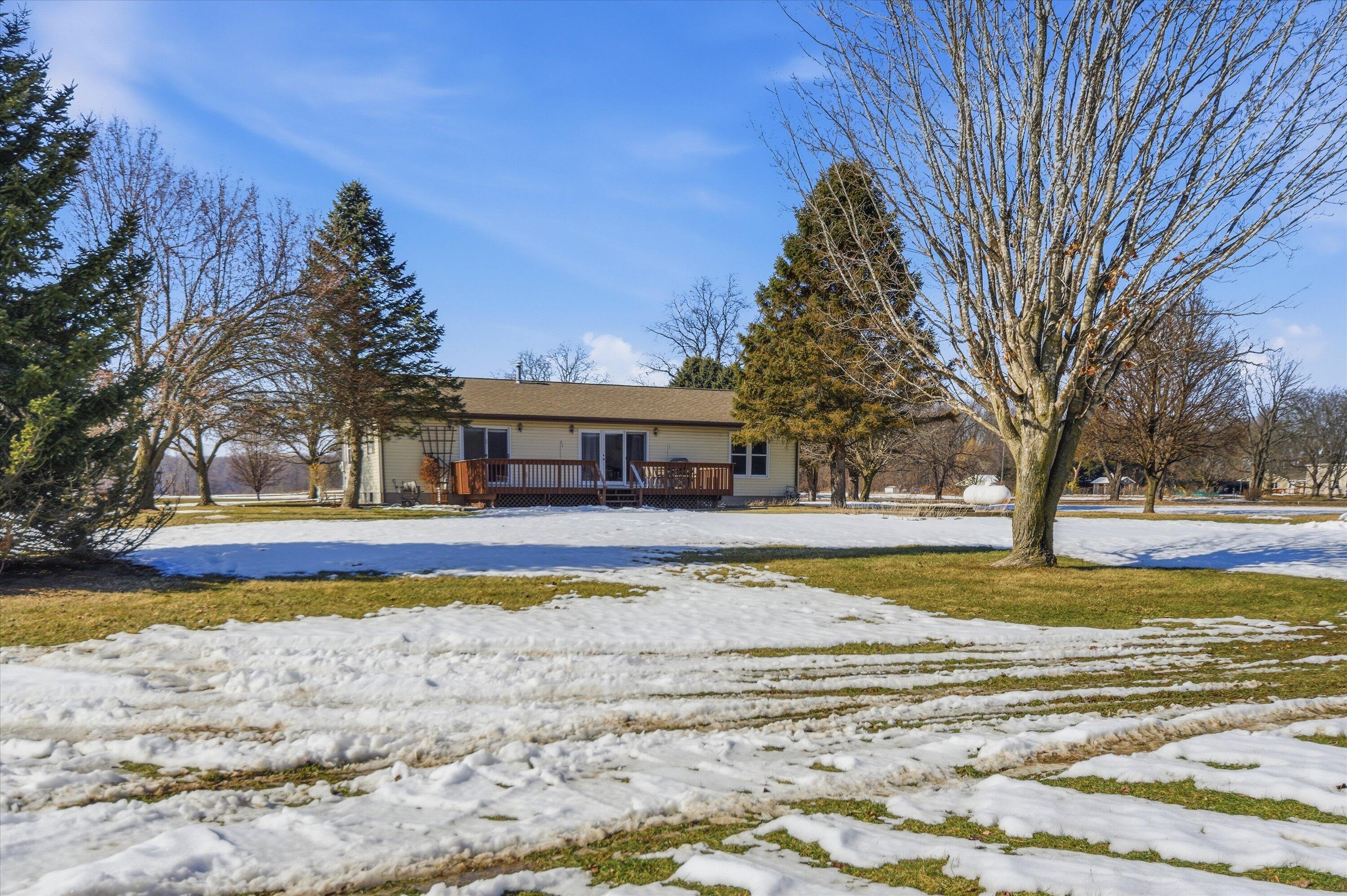 16551 Mi State Road Gregory, MI 48137 - Photo 35 of 46 40-40