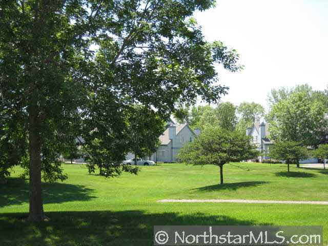 776 County Rd F West, Unit 68 Shoreview, MN 55126 - Photo 3 of 8 Gallery Image 3