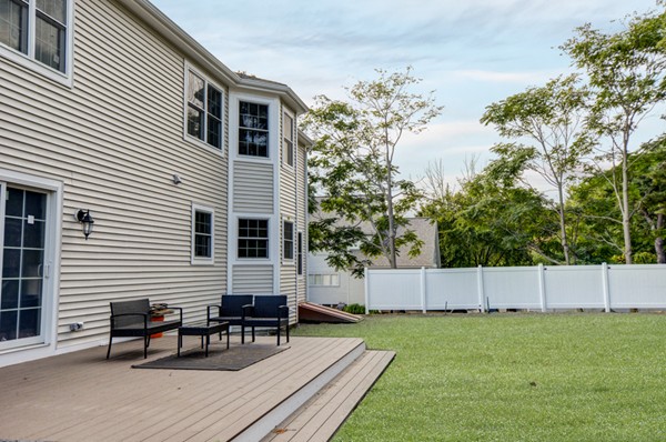 154 Bailey Street Canton, MA 02021 - Photo 6 of 30 Gallery Image 6