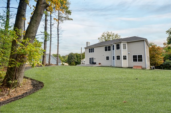 154 Bailey Street Canton, MA 02021 - Photo 7 of 30 Gallery Image 7