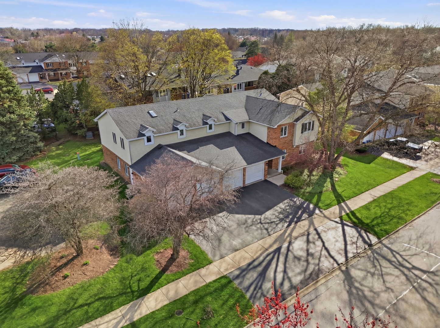 622 Zaininger Avenue, Unit A Naperville, IL 60563 - Photo 29 of 30 an aerial view of a house with a yard