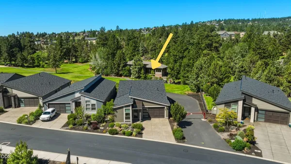 $865,000 | 2627 Northwest Rippling River Court, Bend, OR 97703