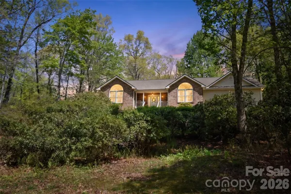 $560,000 | 548 Thunder Road, Brevard, NC 28712