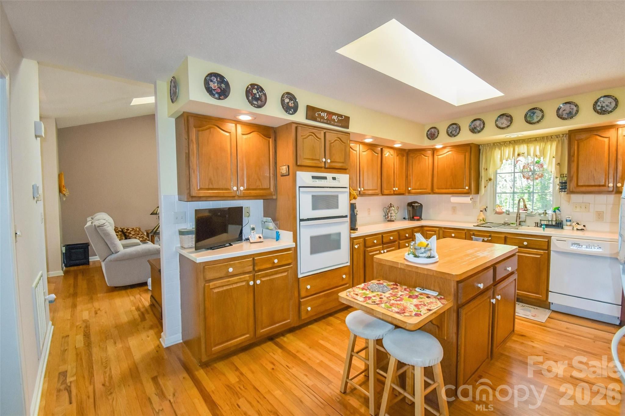 548 Thunder Road Brevard, NC 28712 - Photo 11 of 47