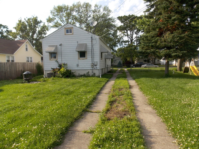 3431 Randolph Street Lansing, IL 60438 - Photo 18 of 19
