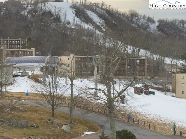 $164,000 | 110 Sugar Ski Drive, Unit 10702, Sugar Mountain, NC 28604