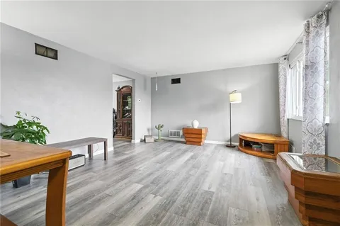 $226,900 | 553 Indus Street, Pittsburgh, PA 15207