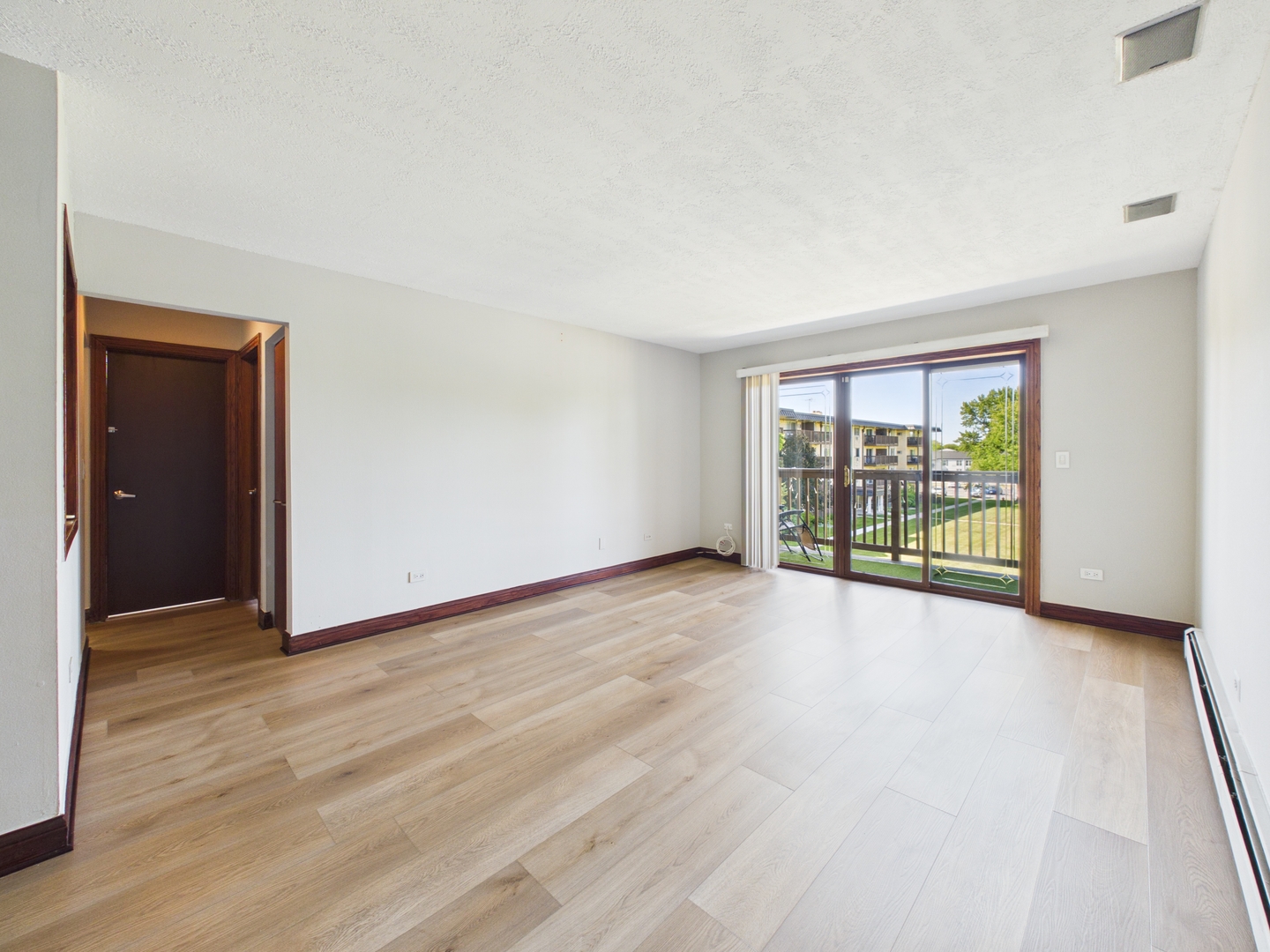2222 South Goebbert Road, Unit 358 Arlington Heights, IL 60005 - Photo 3 of 46 Gallery Image 3