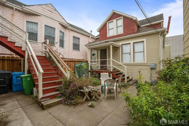 a view of a house with sitting area