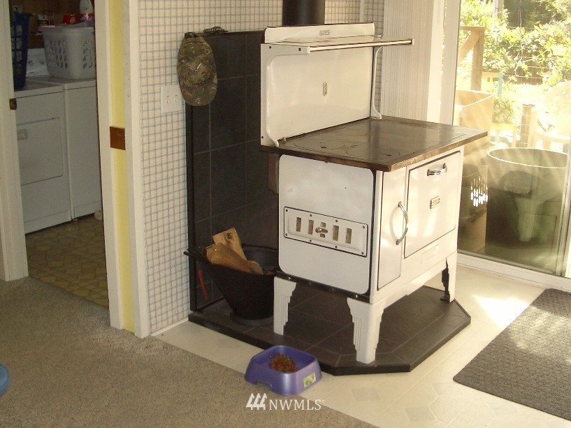41 East Lighthouse Road Shelton, WA 98584 - Photo 3 of 25 Gallery Image 3