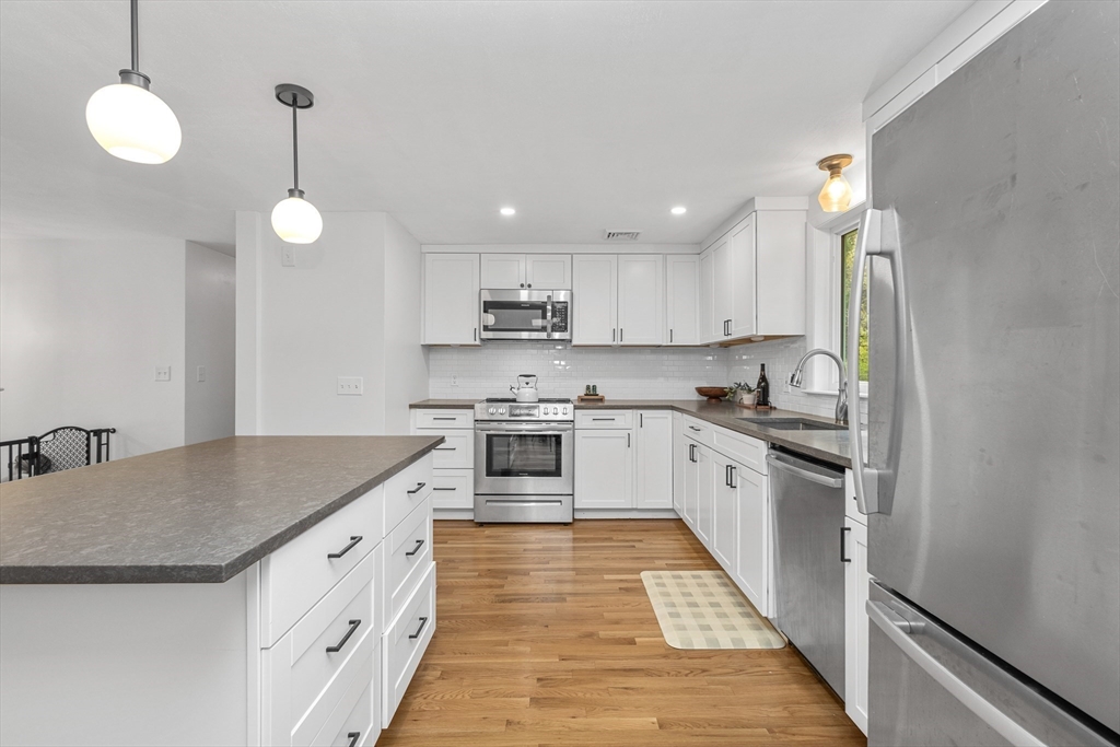 13 Fairview Road Medfield, MA 02052 - Photo 12 of 35 Gallery Image 12
