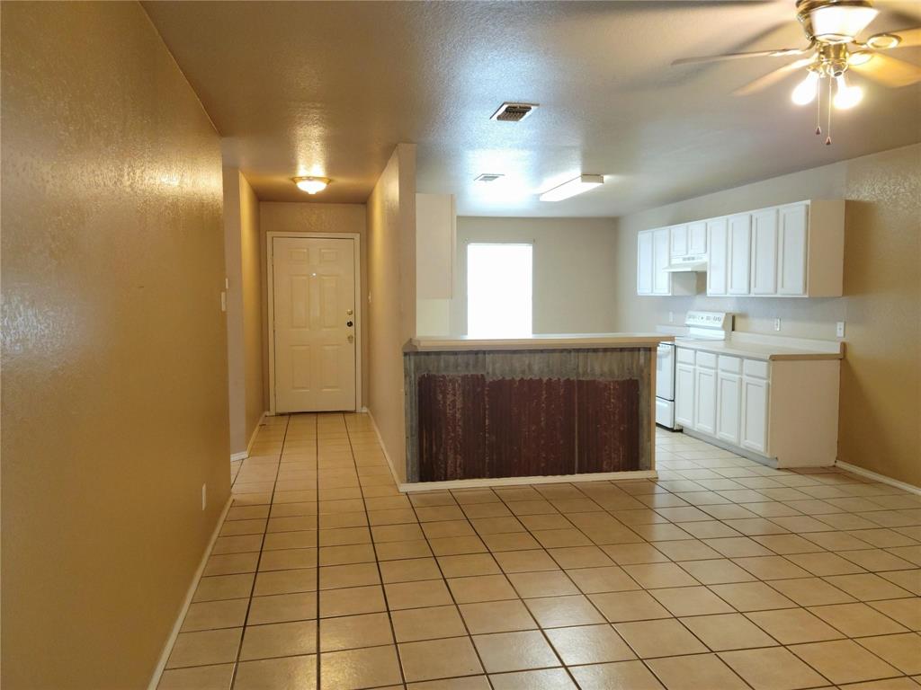 2782 Batey Road, Unit 2780 Collinsville, TX 76233 - Photo 5 of 9 View from the living room
