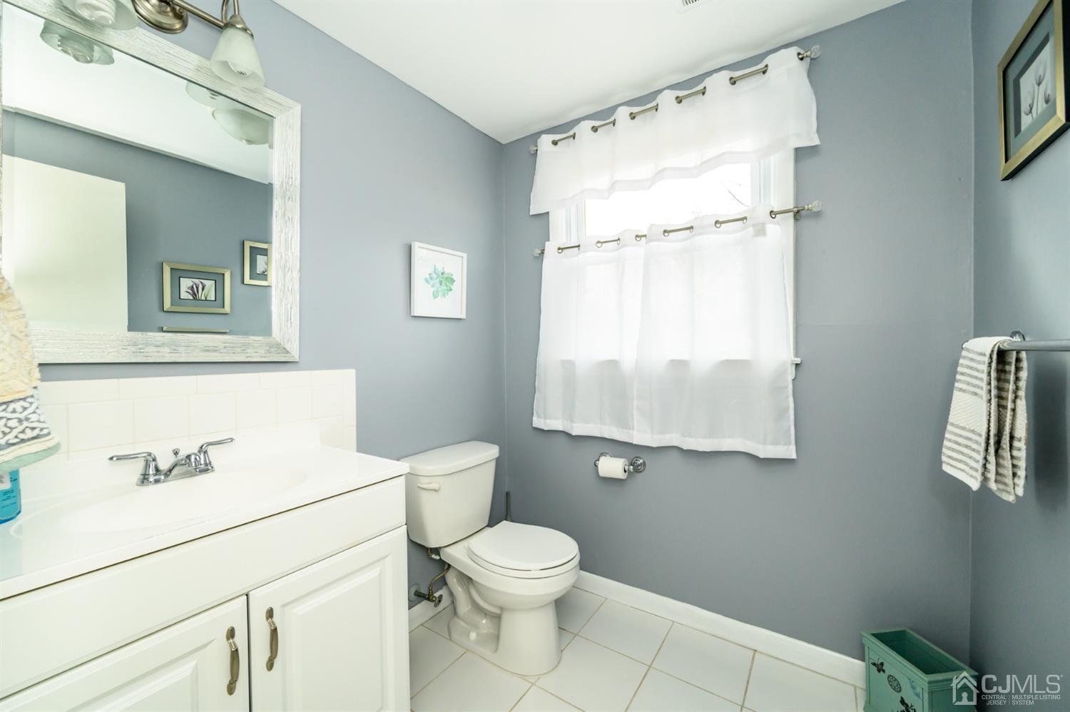 4 University Road East Brunswick, NJ 08816 - Photo 15 of 44 Gallery Image 15