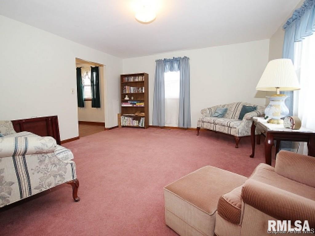 23237 Clemens Road Athens, IL 62613 - Photo 3 of 28 Gallery Image 3