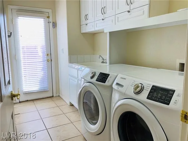 $3,999 | 6610 Gilded Lantern Avenue, Las Vegas, NV 89139