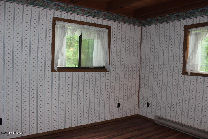 1562 Ridgeview Drive Lake Ariel, PA 18436 - Photo 7 of 24