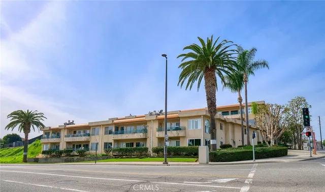$649,000 | 2222 South Mesa Street, Unit 14, San Pedro, CA 90731