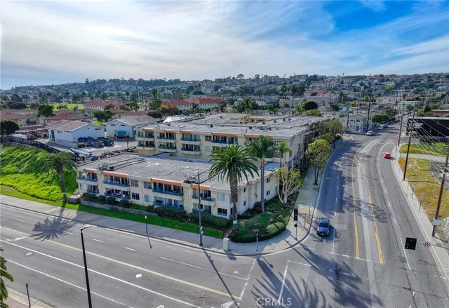 $649,000 | 2222 South Mesa Street, Unit 14, San Pedro, CA 90731
