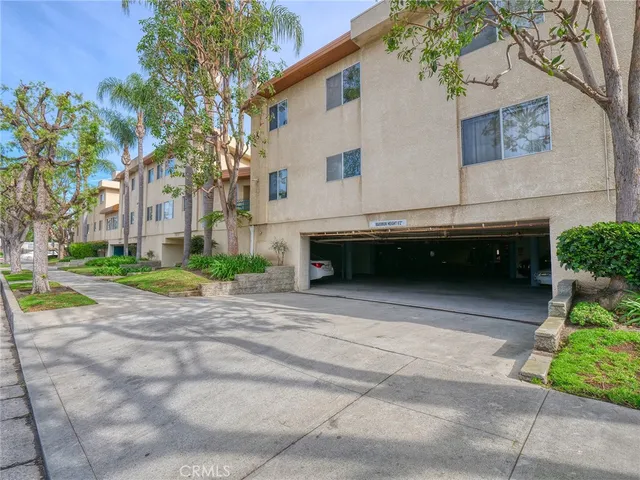 $649,000 | 2222 South Mesa Street, Unit 14, San Pedro, CA 90731