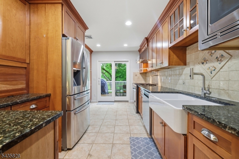 25 King George Road Warren, NJ 07059 - Photo 8 of 50