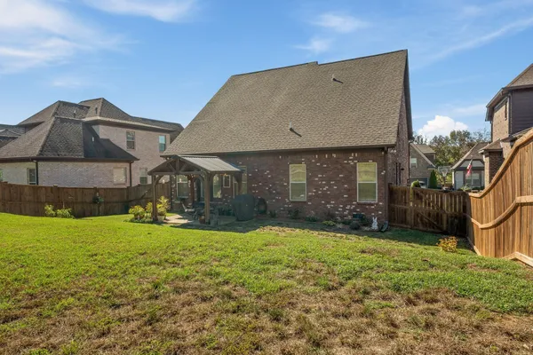 $569,900 | 759 Rolling Creek Drive, Mount Juliet, TN 37122