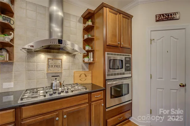 $645,000 | 16645 Turtle Point Road, Charlotte, NC 28278