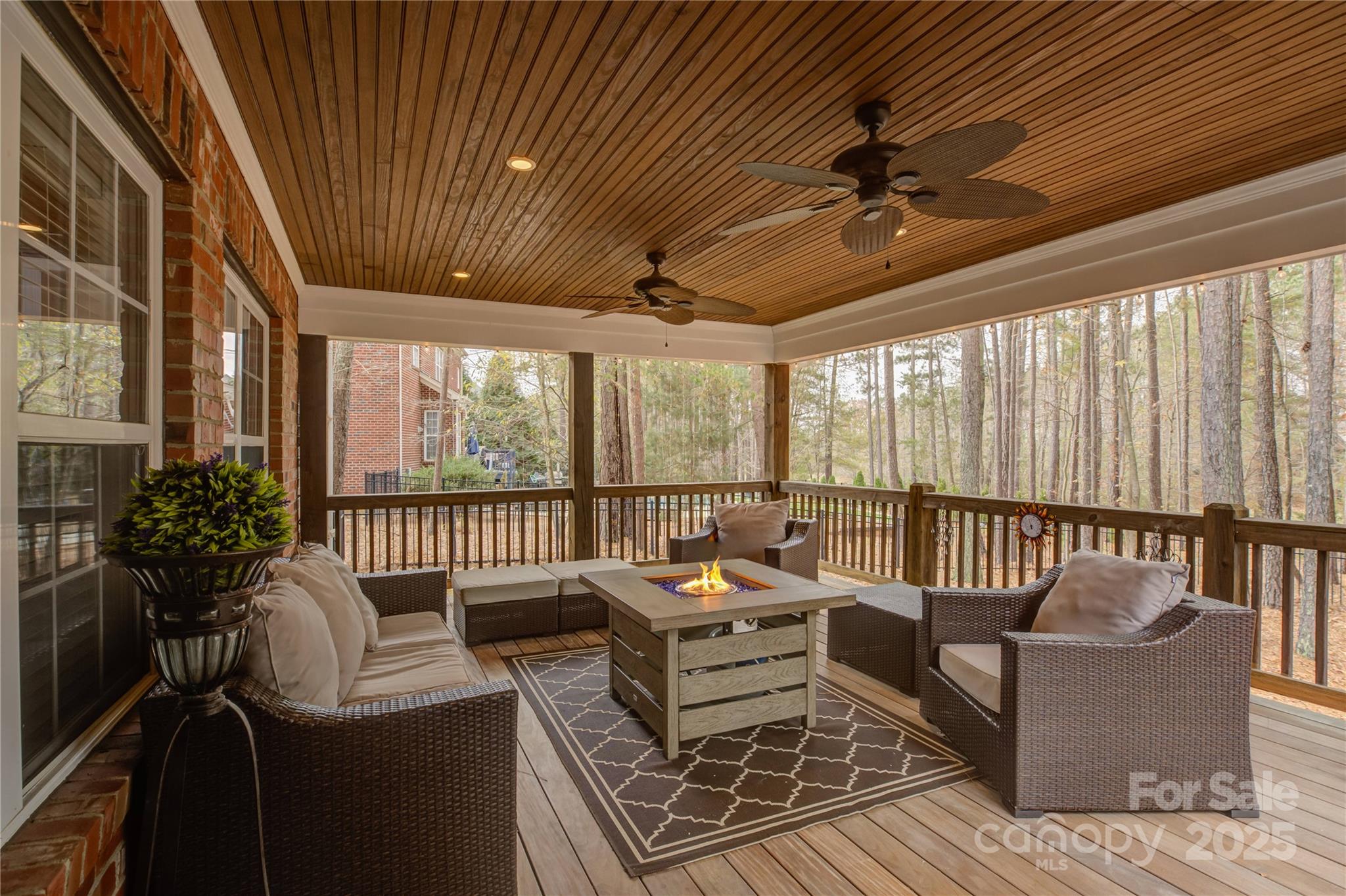 16645 Turtle Point Road Charlotte, NC 28278 - Photo 20 of 48 a living room with furniture and a large window
