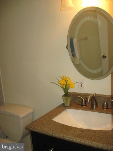 8409 Wagon Wheel Road Alexandria, VA 22309 - Photo 6 of 30 Bath #2