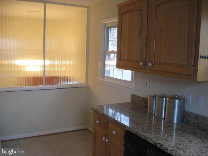 8409 Wagon Wheel Road Alexandria, VA 22309 - Photo 8 of 30 Kitchen #2