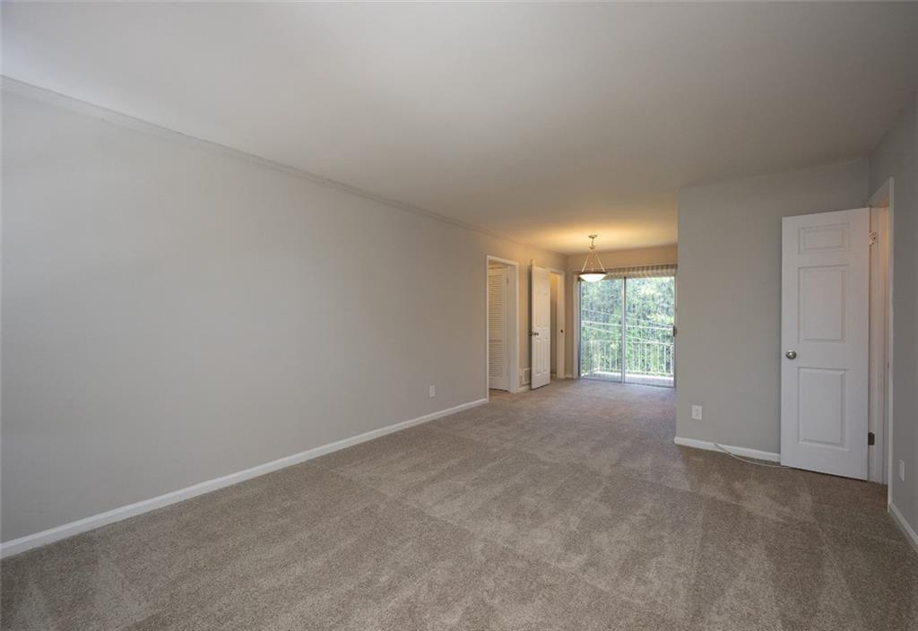 4883 Roswell Road, Unit 3E Atlanta, GA 30342 - Photo 5 of 20