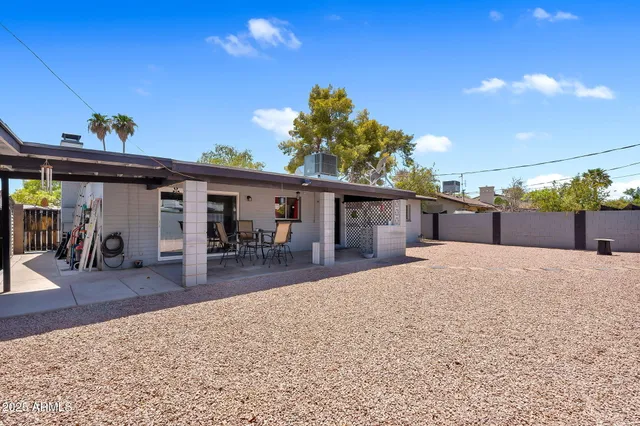 $469,900 | 122 East Hermosa Drive, Tempe, AZ 85282